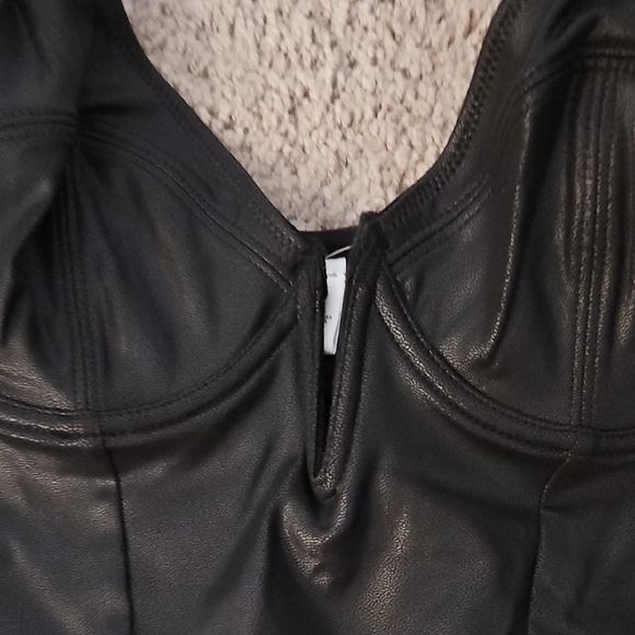 Black Popilush Faux Leather Bodysuit - Picture 3 of 5